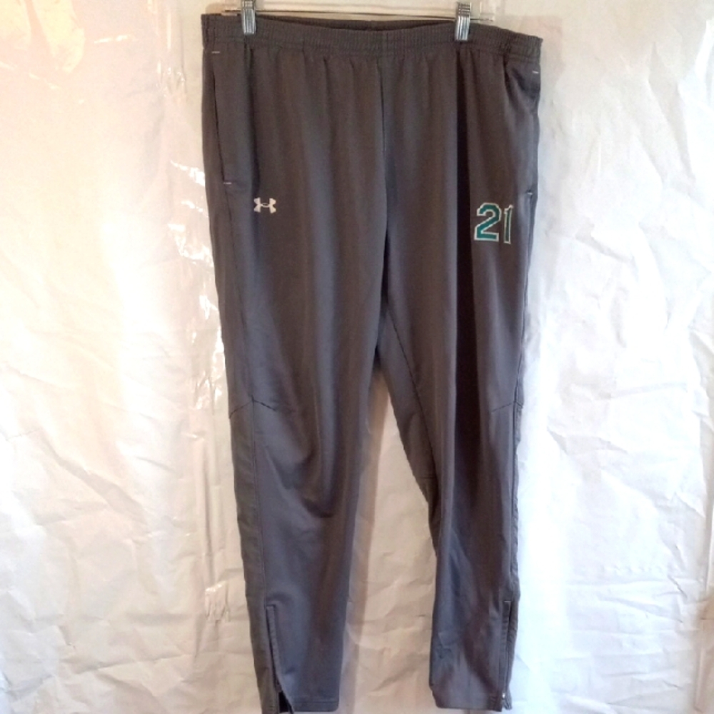 Size XL Under Armour Gray Joggers With White and Black Logo Drawstring